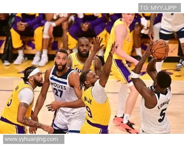 湖人对阵篮网精彩比赛录像回顾与分析全场亮点尽在其中